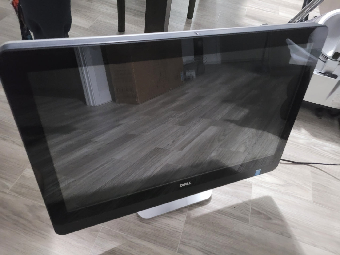 Ordinateur de bureau Dell Optiplex AIO remis à neuf image 1