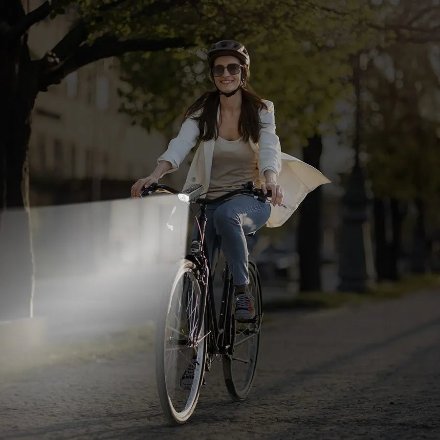 Phare de vélo rechargeable avec klaxon intégré