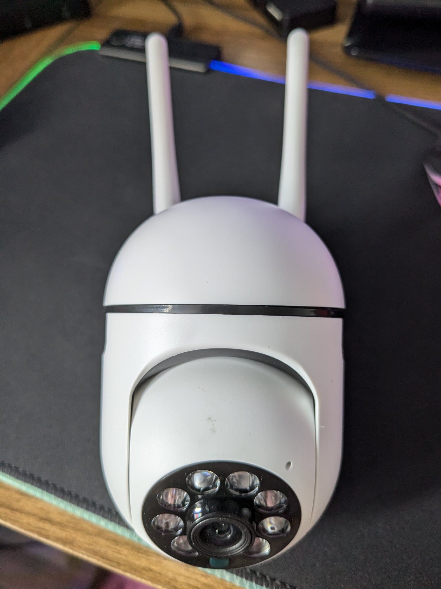 Une caméra de surveillance sans fil 1080p