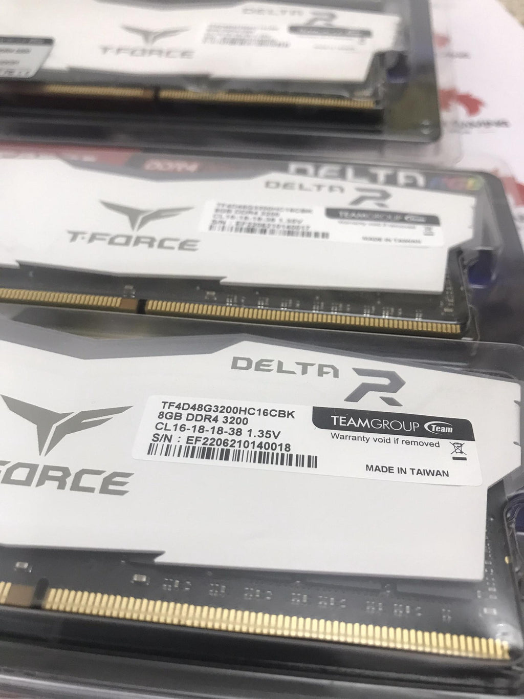 Team T-Force Delta RGB 16 Go (2 x 8 Go)