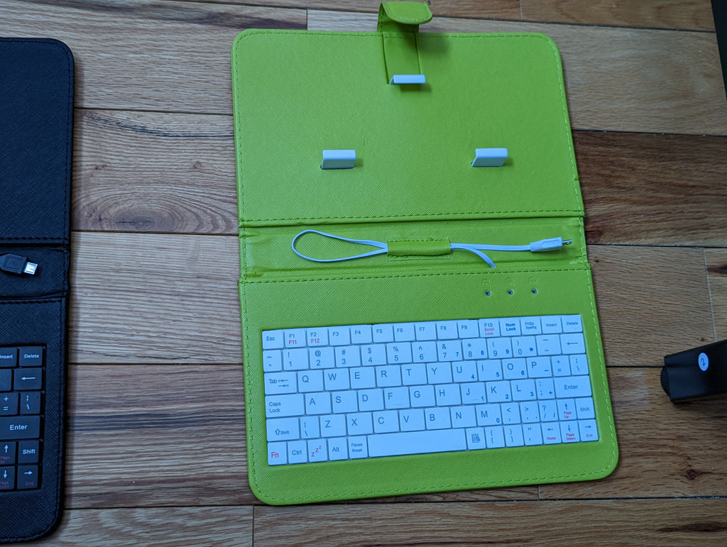 CLAVIER POUR TABLETTE ANDROID 7,8,9 POUCE