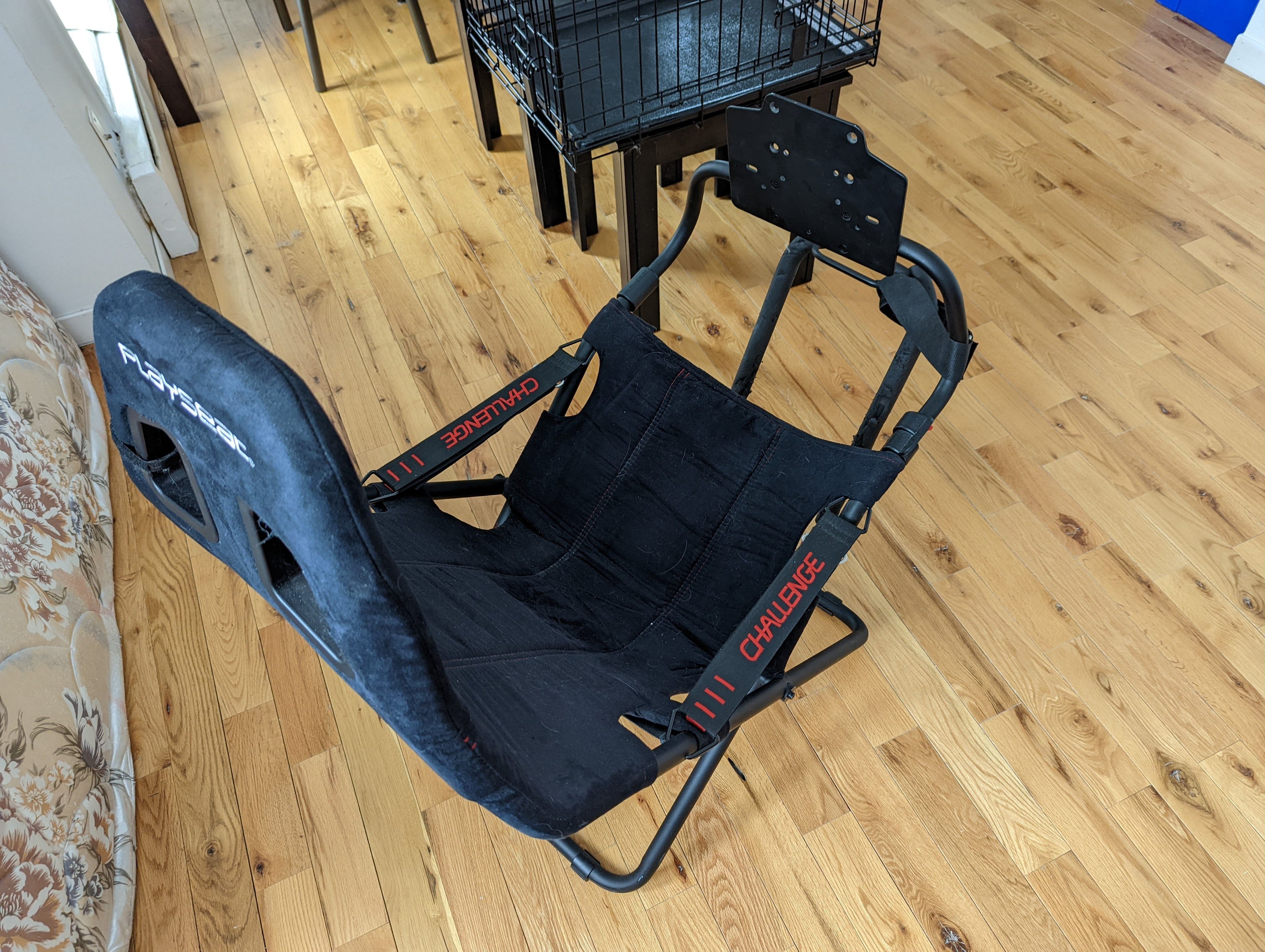 Chaise gamer usagée