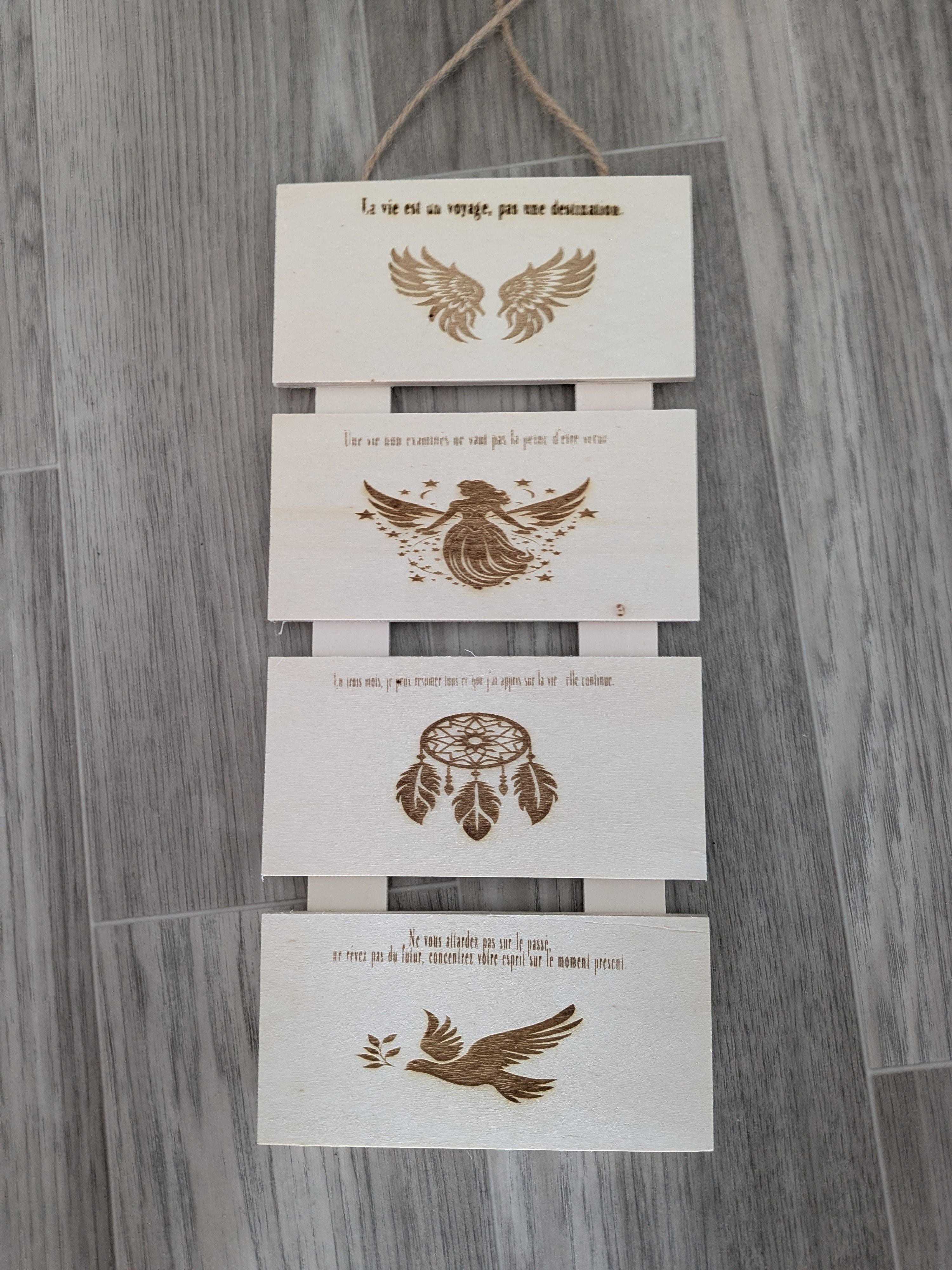 Lamelle de bois Avec Dessin et texte