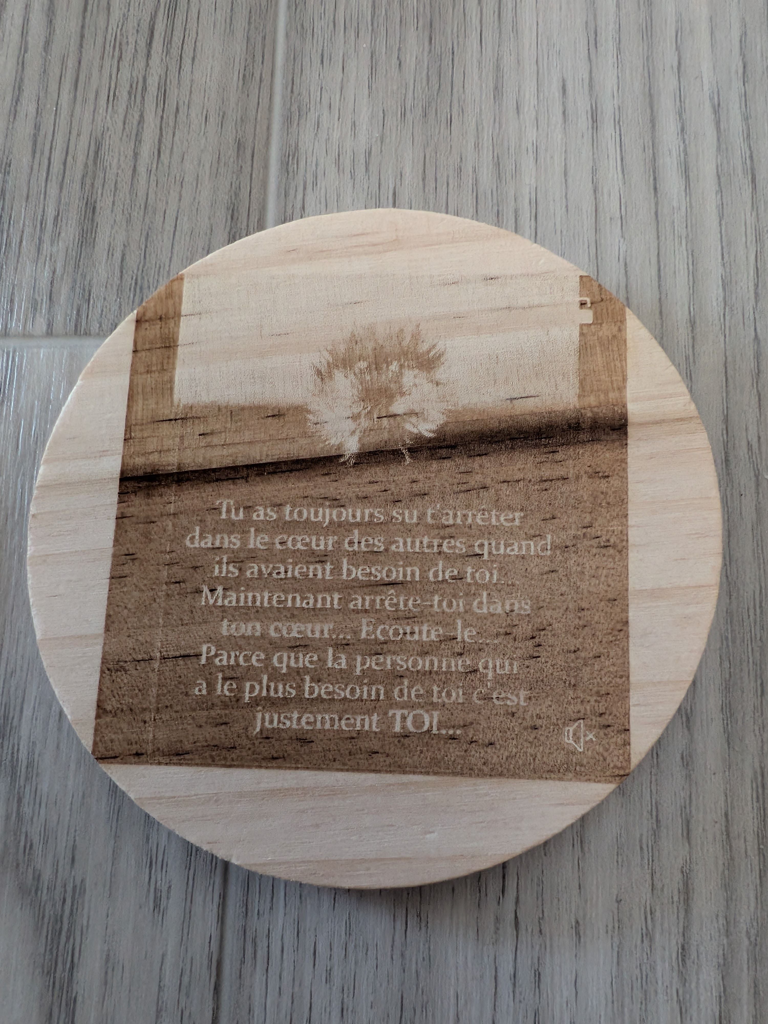 dessous de verre en bois brut, ronds