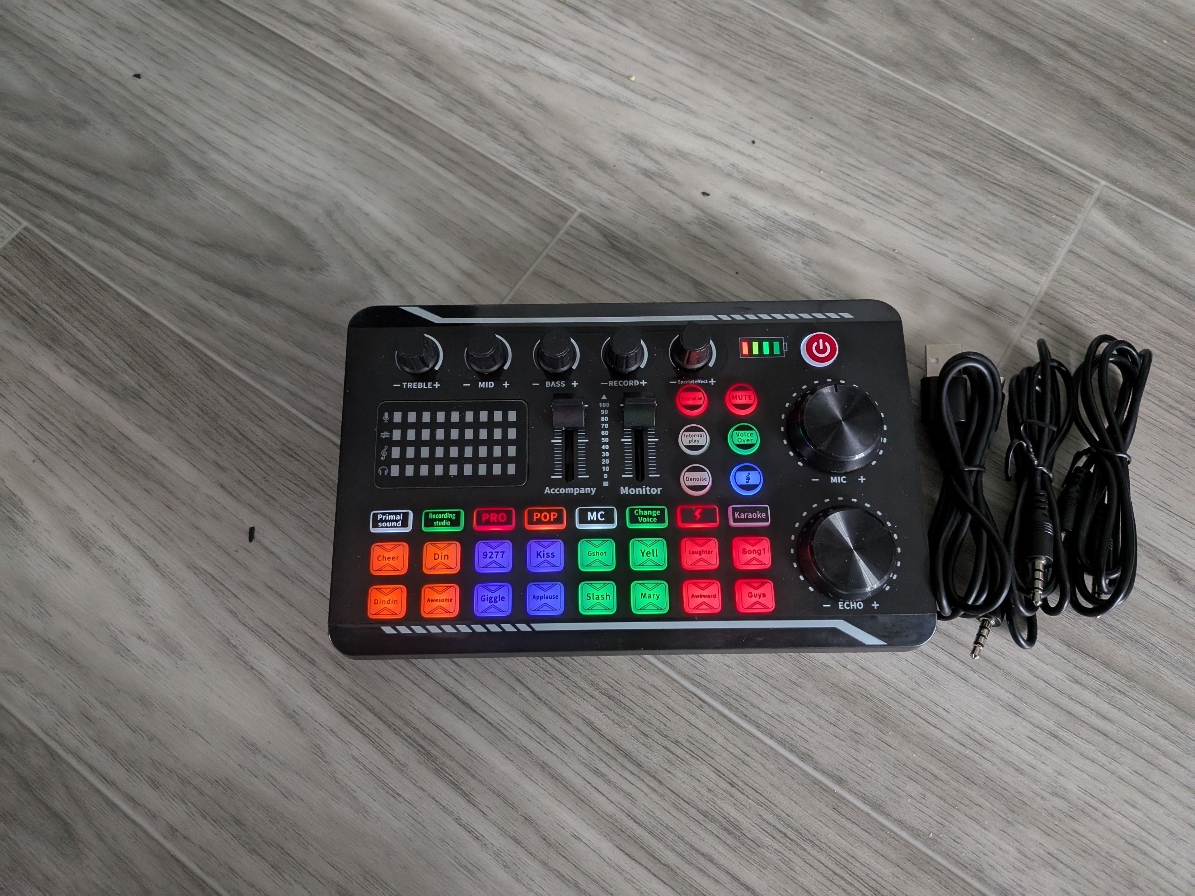 F998 Portable Audio Mixer avec écran de 7,5 pouces - Idéal pour la diffusion
