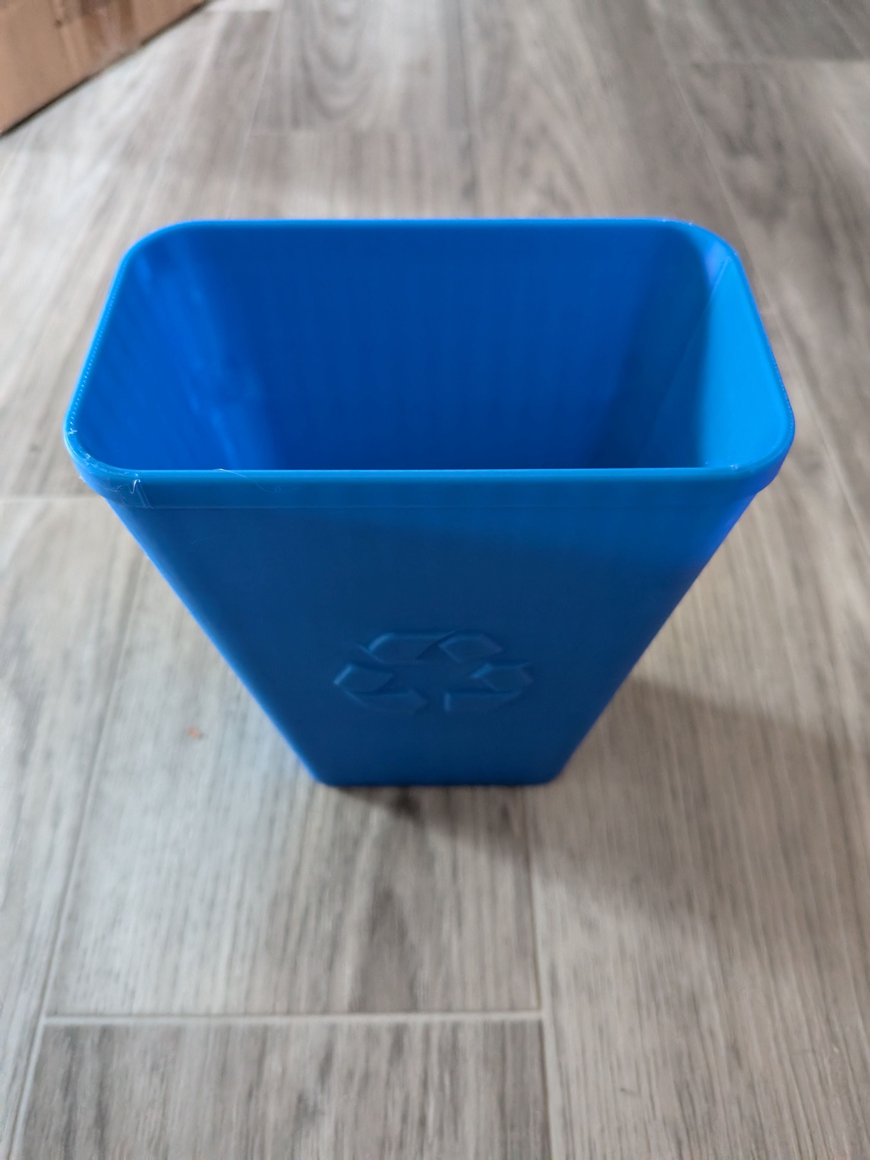 Poubelle de recyclage