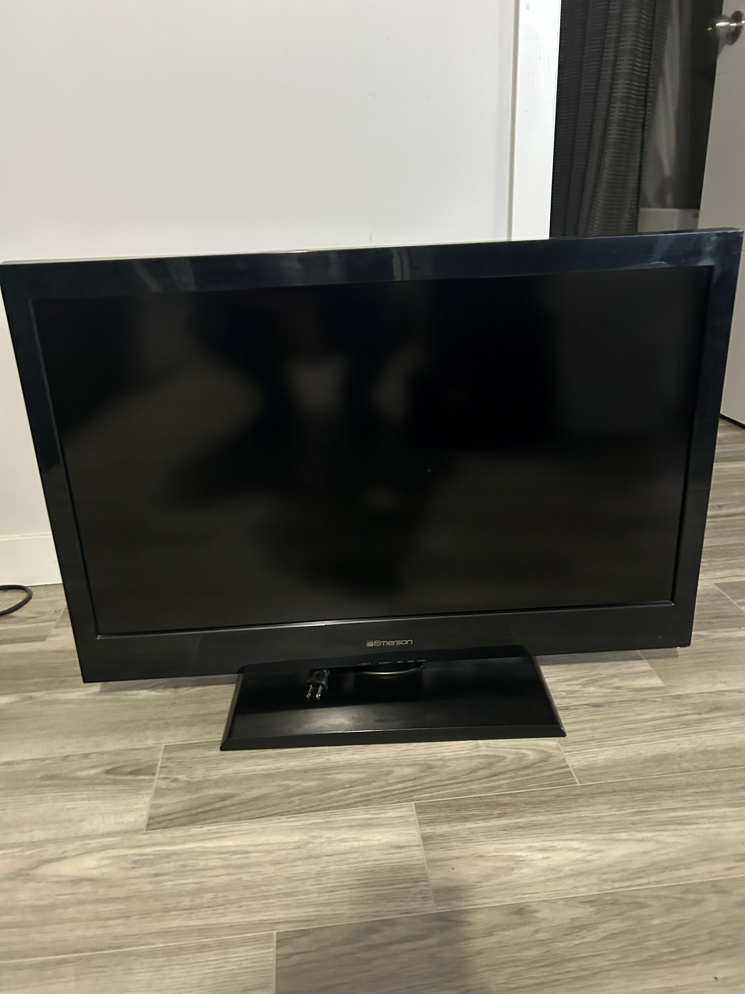 Téléviseur HD LCD Emerson 32" 720p 60 Hz