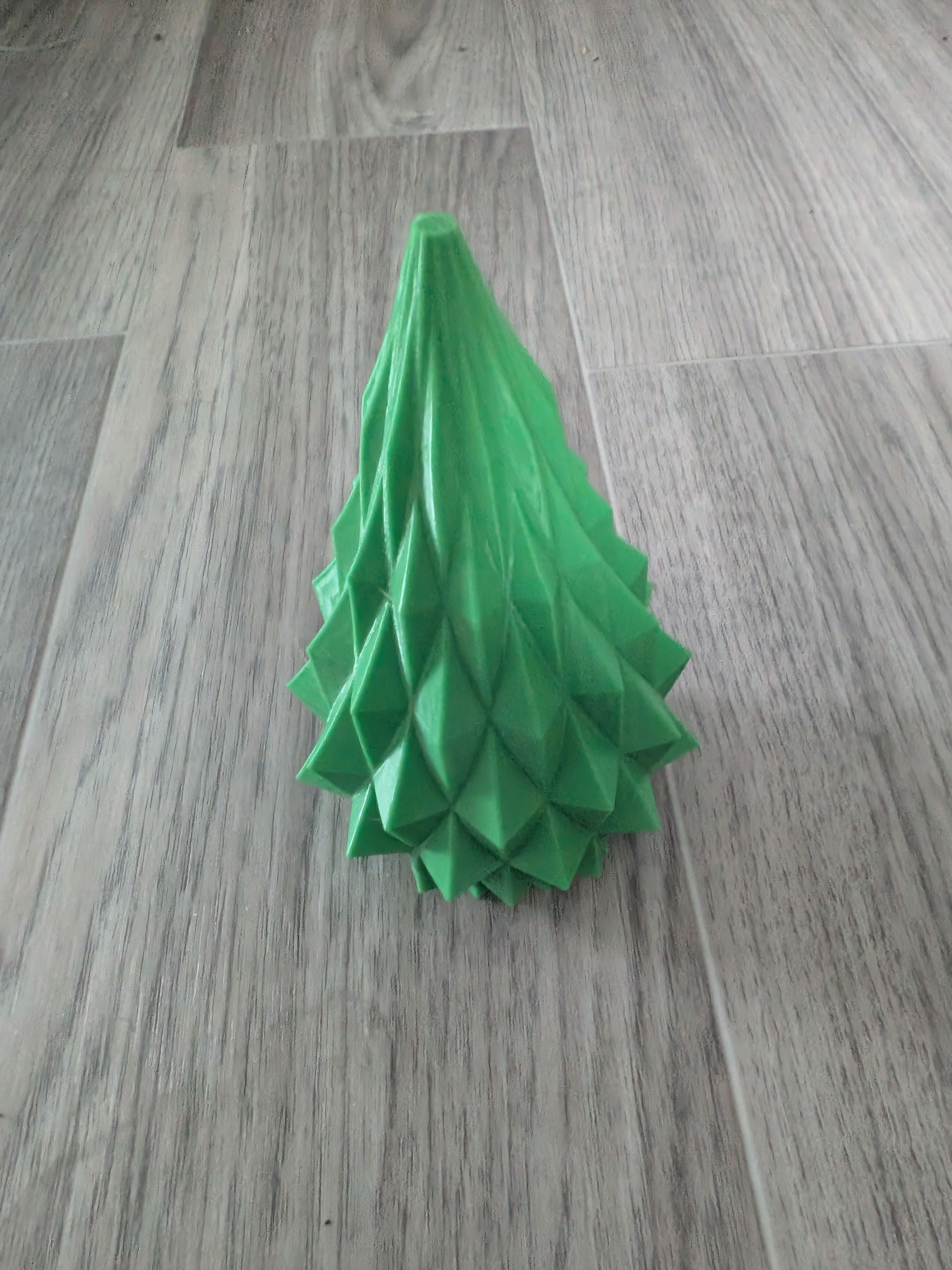 Arbre de Noël 3D imprimé – Déco festive, personnalisable et écoresponsable