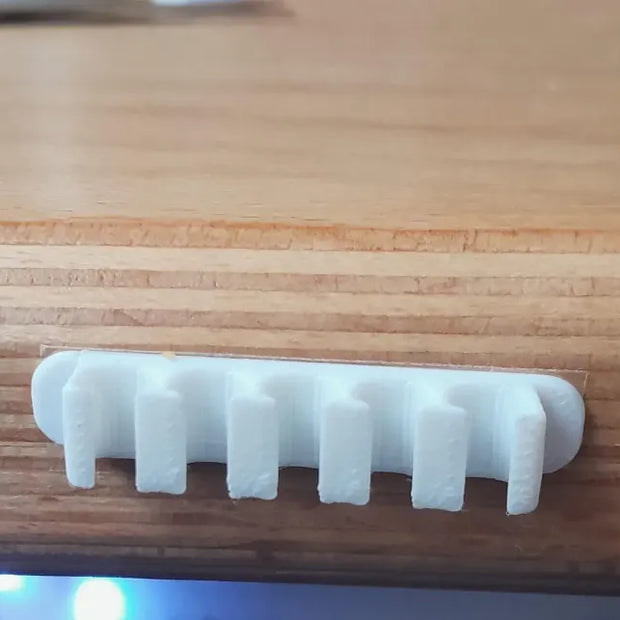 Organisateur de câbles – Compact, pratique et imprimé en 3D