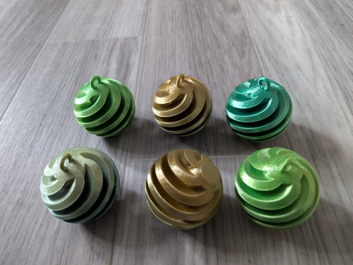 Boule de Noël Spirale – Impression 3D 🎁