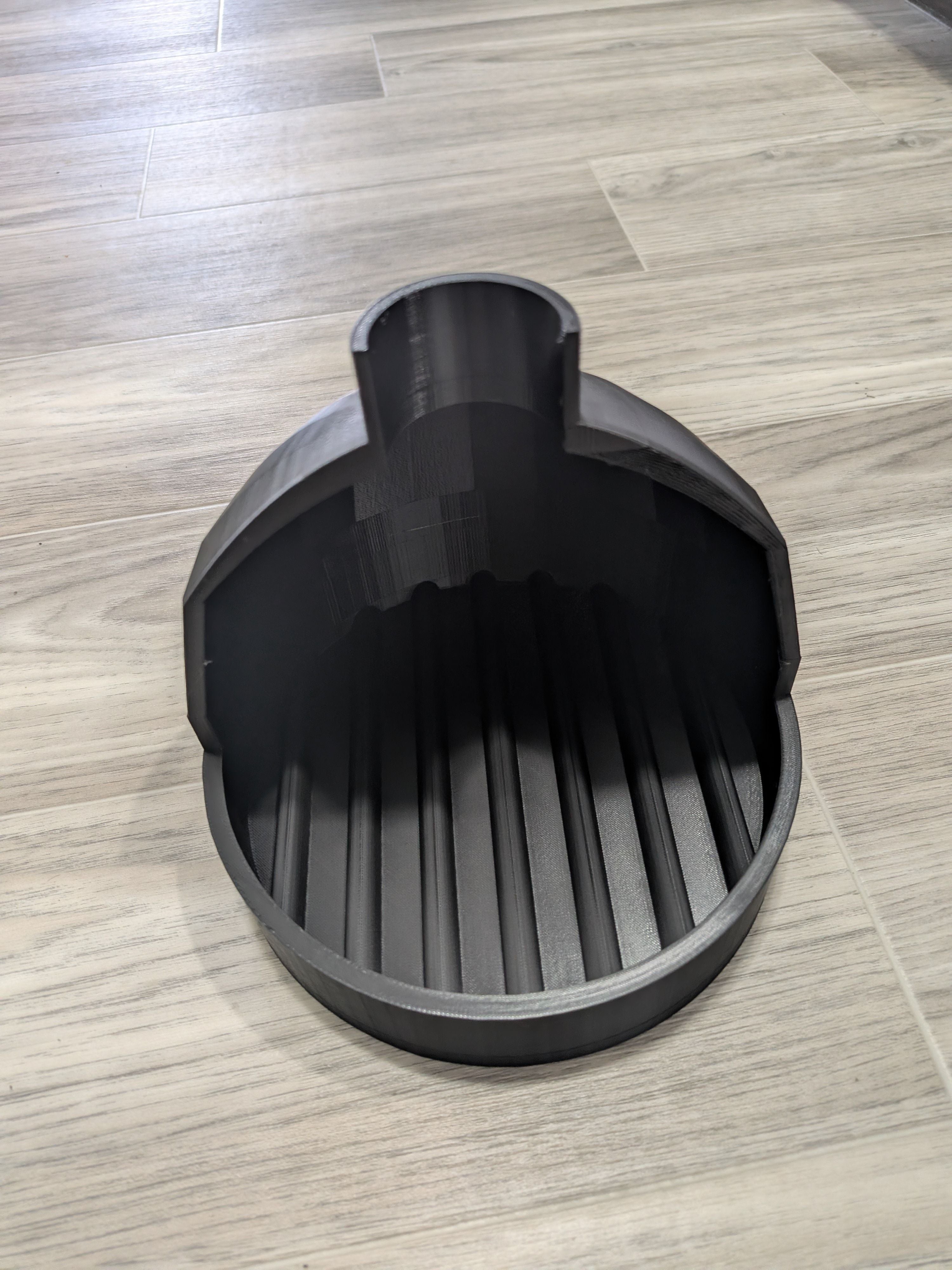 Panier de rangement pour déboucheur de toilette