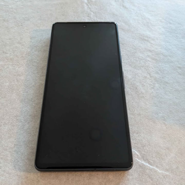 Pixel 7 avec étui 128 GIG