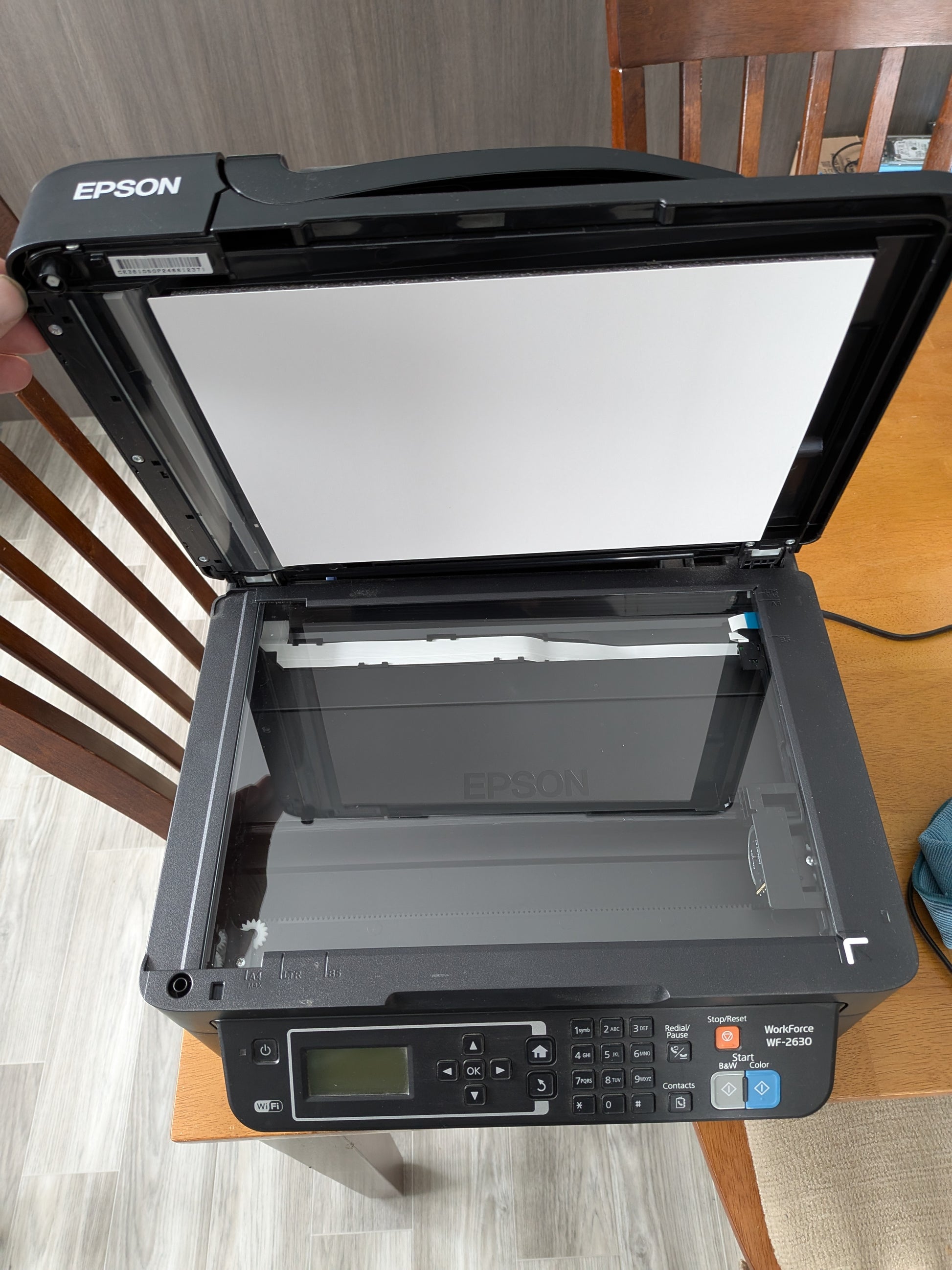 Imprimante jet d'encre couleur sans fil Epson WorkForce WF-2630 image 1